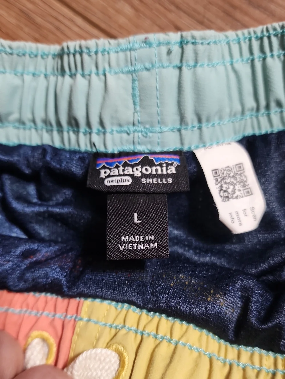 Patagonia Boys Swim Shorts Size L